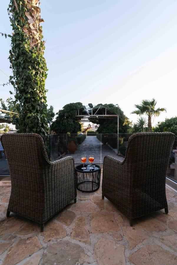 Villa Repsimia With Private Jacuzzi Kokkinos Pirgos Exterior foto