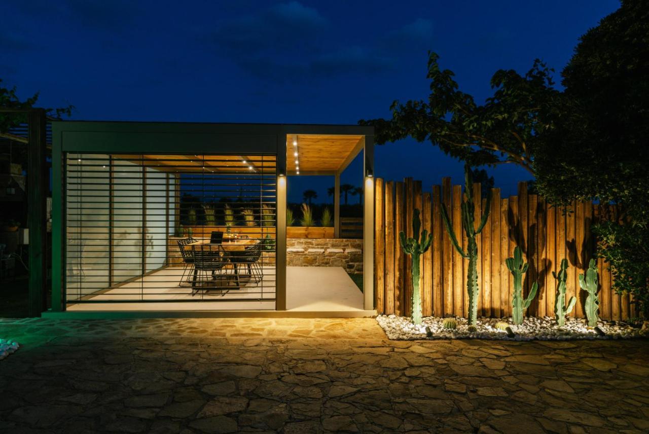 Villa Repsimia With Private Jacuzzi Kokkinos Pirgos Exterior foto